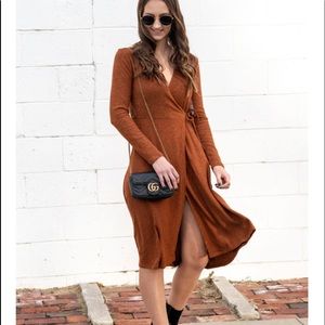 OLD NAVY Rust ribbed knit wrap dress